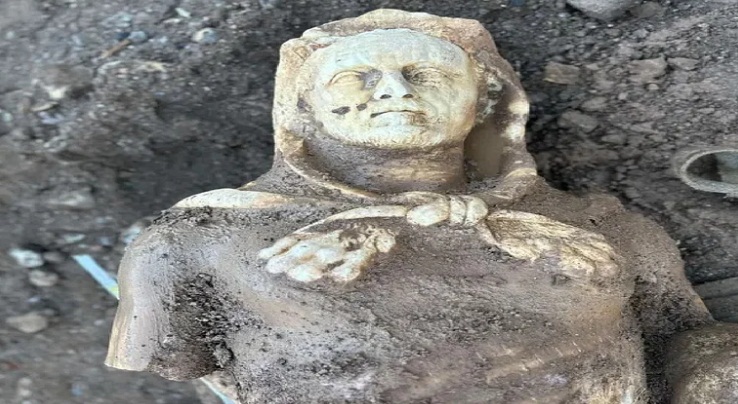 اكتشاف تمثال جديد لهرقل في روما.. ما علاقاته بمشاريع الصرف الصحي 