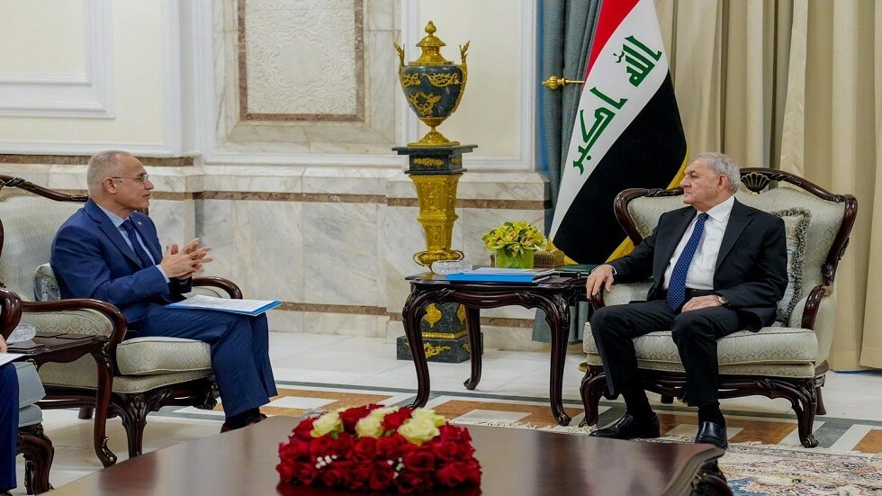 الرئيس العراقي: استمرار وجود النازحين في المخيمات أمر غير مقبول