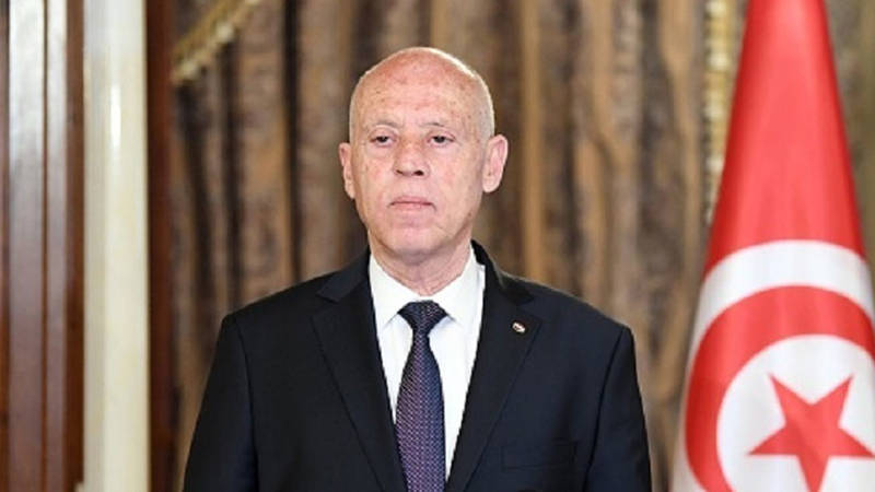 الرئيس التونسي يقيل وزير الخارجية