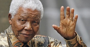 نوبل عن نيلسون مانديلا: نبذ الكراهية والعنف رغم سجنه 27 عامًا ونادى بالسلام 