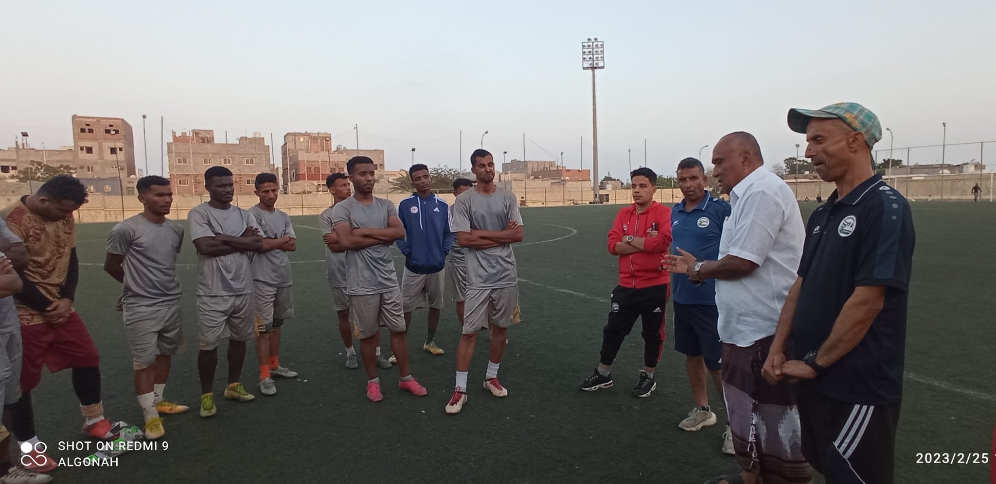 الراعي يحث لاعبي فحمان على مشاركة مشرفة في البطولة العربية