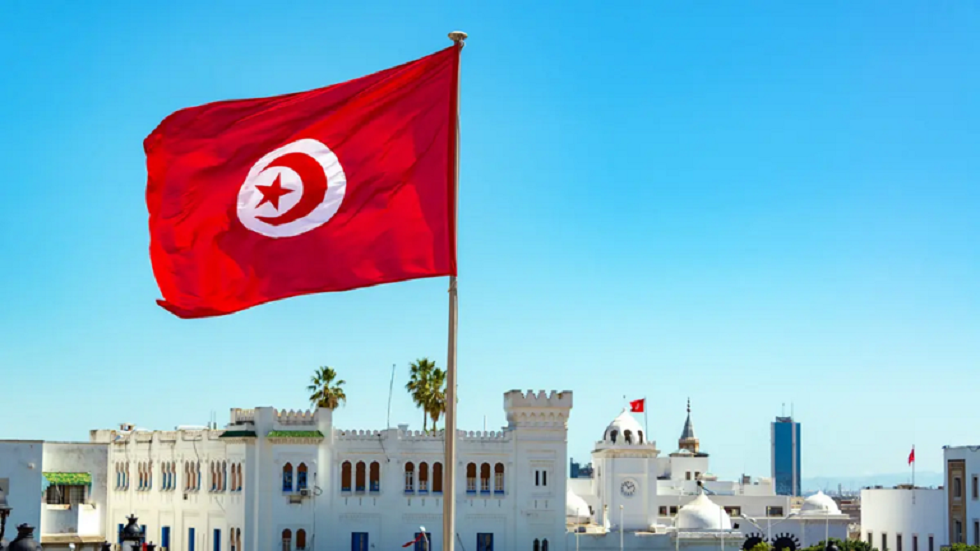 وزير خارجية تونس: مقابلة السفراء الأجانب في البلاد «لا تعد جريمة»