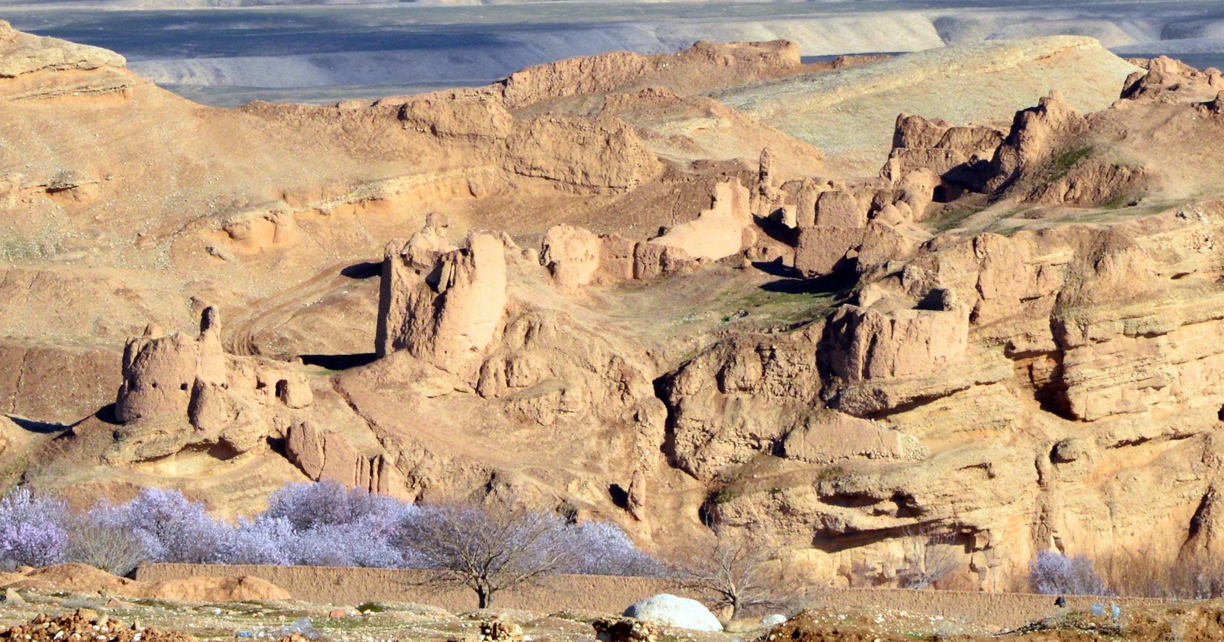 تعرض موقع أثري في أفغانستان لعمليات نهب واسعة