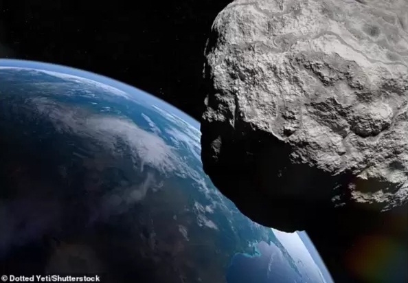 اكتشاف قمر جديد للأرض سيبقى لمدة 1500 عام على الأقل.. 