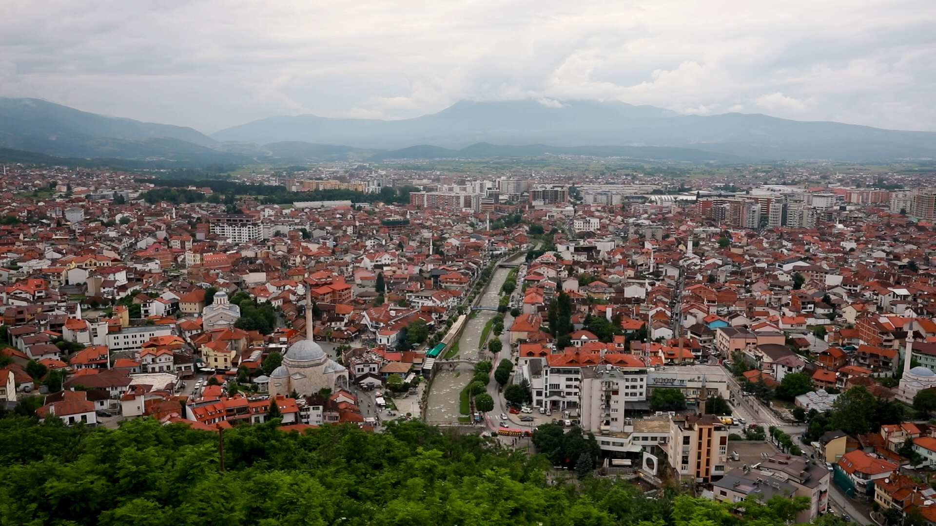 معالم بريزرن في كوسوفو.. جسر وتكية وجوامع 