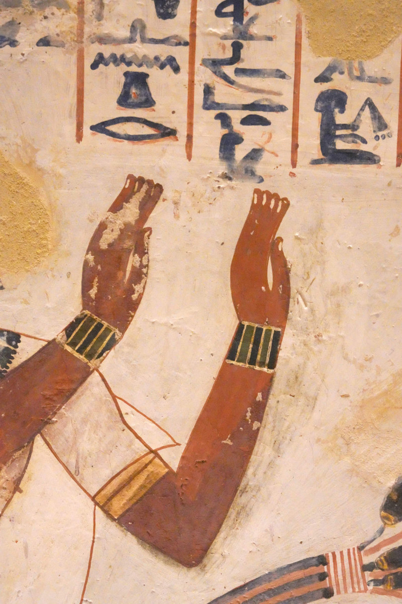 تقنية حديثة تكشف عن تفاصيل خفية في لوحات مصرية قديمة 