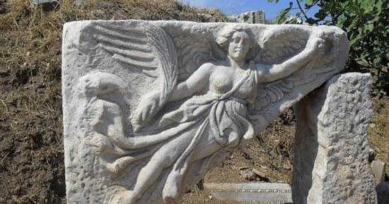 أحد مواقع التراث العالمي.. أفسس اليونانية كنز الحضارة الإغريقية 