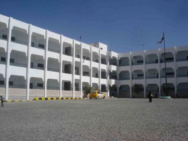 ميليشيا الحوثي تلجأ لبث الشائعات لكسر إضراب المعلمين