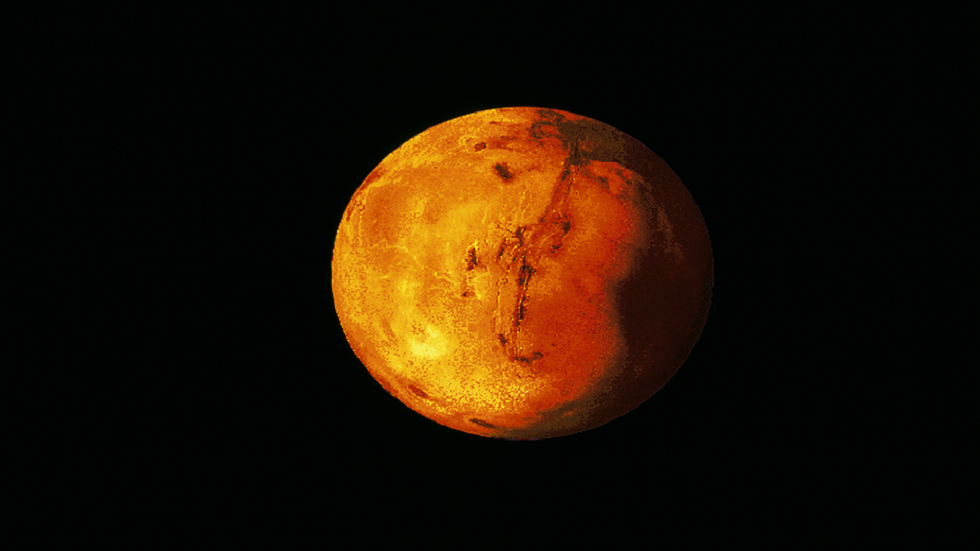 الشمس تطلق فقاعة مفاجئة من البلازما باتجاه المريخ ما قد يؤدي إلى حدوث شفق 
