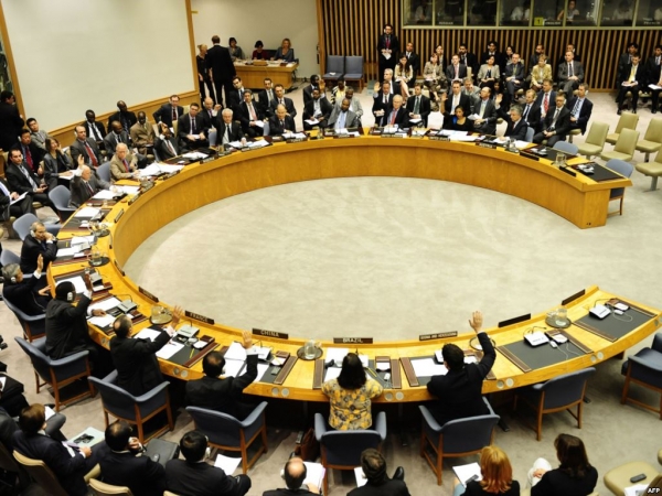 مجلس الأمن يشدد على اتخاذ خطوات حاسمة لإنهاء الحرب في اليمن