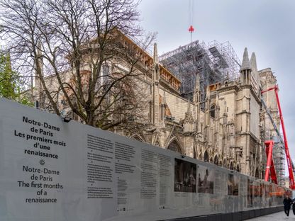 اقتراح استبدال نوافذ كاتدرائية نوتردام يثير الغضب في فرنسا