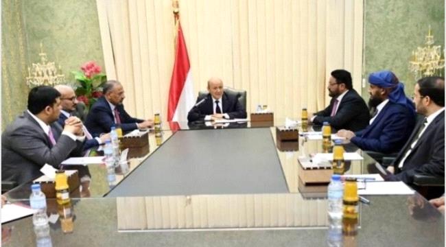 مجلس القيادة الرئاسي يناقش التطورات المحلية وتداعيات التصعيد الحوثي 