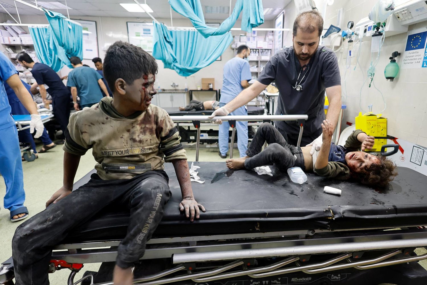 الصحة العالمية تحذّر من استمرار استهداف مستشفى ناصر في غزة