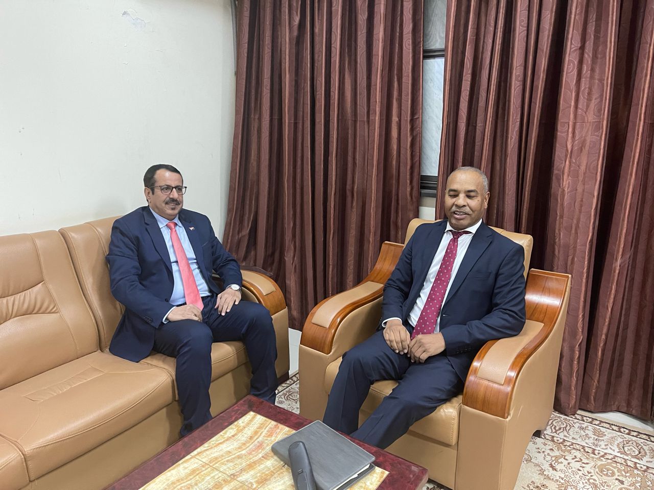 السفير العرادة يستعرض مع الخارجية الموريتانية تداعيات الهجمات الحوثية على الأمن والسلام الدوليين
