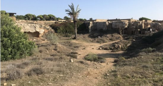 العثور على مقابر منسية في قاعدة عسكرية بريطانية في قبرص