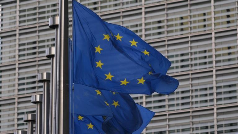 الاتحاد الأوروبي يعبر عن قلقه من قرار الحوثيين بإصدار عملة معدنية