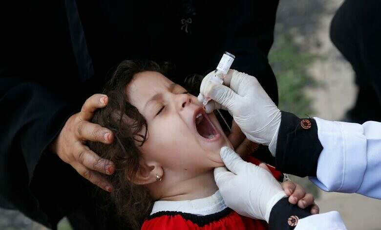الصحة العالمية: 237 حالة إصابة بفيروس شلل الأطفال في اليمن خلال الثلاث السنوات الماضية 
