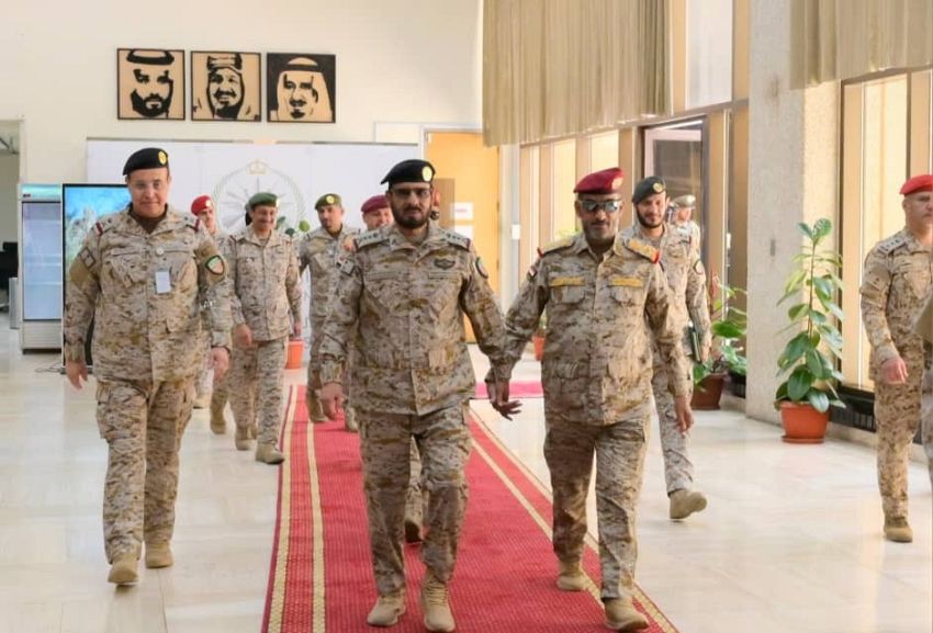 رئاسة الأركان تبحث مع قيادة التحالف الوضع العسكري