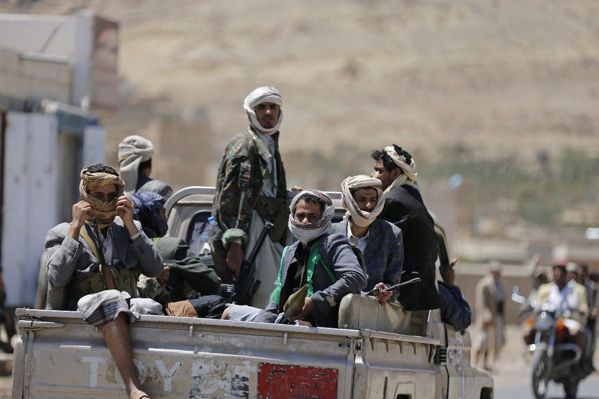 منظمة حقوقية: الحوثيون يحتجزون آلاف المدنيين بينهم 600 مختفٍ قسريا