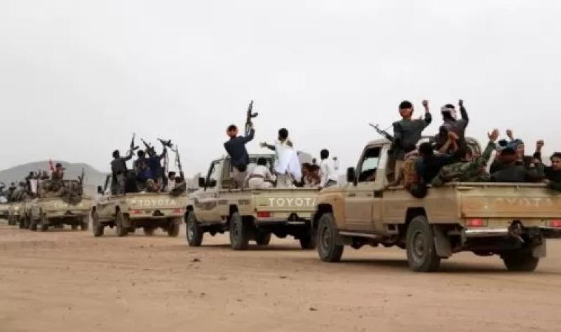 مسؤول حكومي يكشف عن تصعيد خطير لميليشيا الحوثي في جبهات القتال