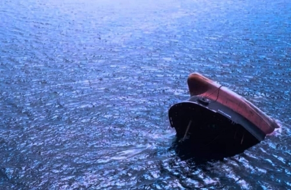 الأمم المتحدة توجه نداء للمساهمة في تنظيف التلوث الناجم عن غرق السفينة 