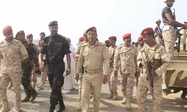 حضرموت.. قائد المنطقة العسكرية الثانية يدشن العام التدريبي والمعنوي والقتالي للكتيبة الخاصة