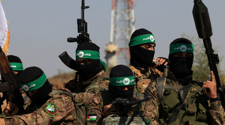 فلسطين: كتائب القسام تفجر حقل ألغام في قوة صهيونية وتستهدف أربع دبابات إضافة إلى عمليات اخرى