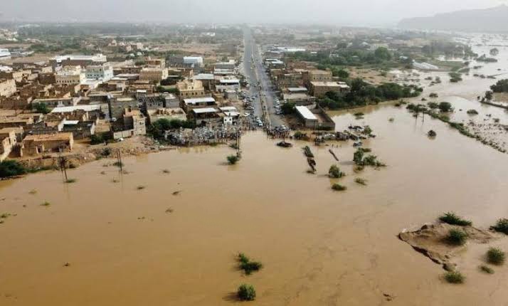 تحذيرات من فيضانات مفاجئة تشهدها اليمن خلال الأسابيع المقبلة