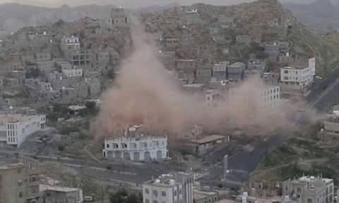 ميليشيا الحوثي تواصل استهداف الأحياء السكنية في تعز