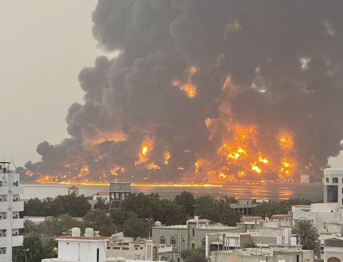  عدوان صهيوني على مواقع المليشيات الحوثية في الحديدة ردا على هجوم بطائرة مسيرة اخترقت أجواء « تل ابيب»