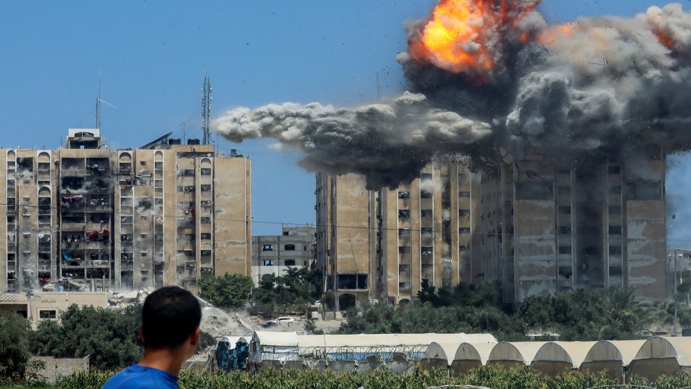 حكومة غزة: الاحتلال قصف مخيم النصيرات 63 مرة خلال أسبوع