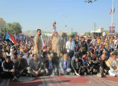 الانتقالي يحشد أنصاره في سيئون تزامنا مع احتفالات اليمنيين بذكرى ثورة أكتوبر