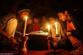 الكهرباء مشكلة تؤرق كل بيت في اليمن