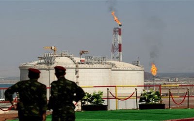  لماذا تحرق الشركات الأجنبية يومياً حوالي 70مليون قدم مكعب من الغاز اليمني؟!