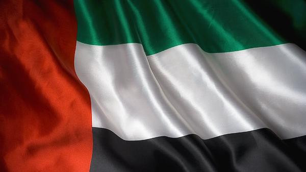 إيران ترفض طلب الإمارات إزالة علمها من 