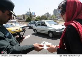 دورية طهران تعتقل امرأتين وتنقلهن إلى مكان مجهول