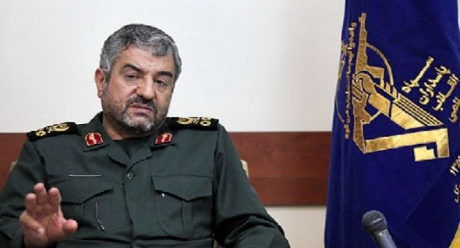 قائد الحرس الثوري الإيراني يهدد العرب بحرب شاملة